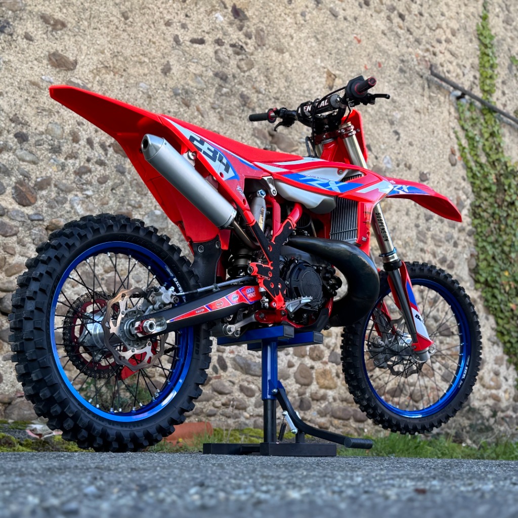 X-Trem Grip Story Image 4